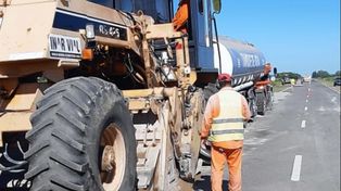Se ejecutan más de 400 kilómetros de obras de bacheo en seis rutas del territorio provincial