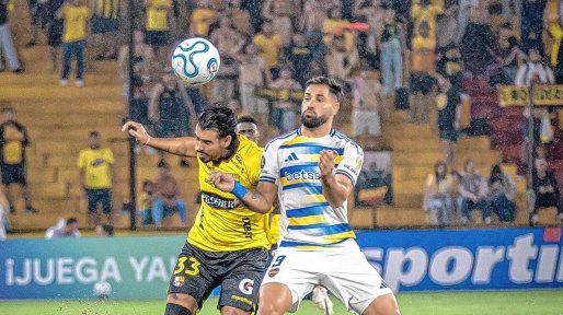 Ambos con 10, Boca empata 0-0 con Barcelona en Ecuador
