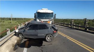 Dos santafesinas perdieron la vida en un trágico choque frontal en el norte provincial