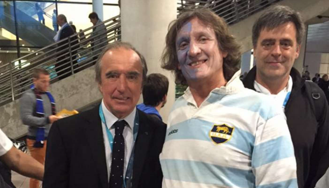 Marcelo Jorge Longhi junto al ex Puma Hugo Porta.