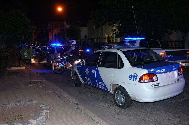 111117 POLICIAL ROBO 1 DE MAYO 3600 MT