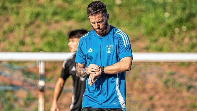 Tras retirarse en San Lorenzo, Iker Muniain comenzó su carrera como técnico