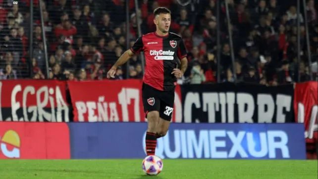 Ian Glavinovich se queda en Newells por el momento ya que el pase a Brasil se cayó.