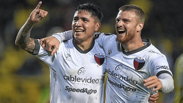 El minuto a minuto del duelo entre Peñarol y Colón