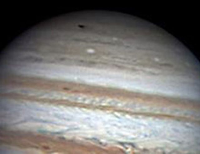 Un objeto m&aacute;s grande que la Tierra impact&oacute; sobre J&uacute;piter
