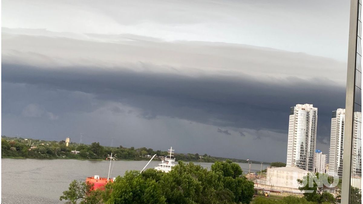 El SMN emitió un alerta naranja por tormentas fuertes para este sábado ...