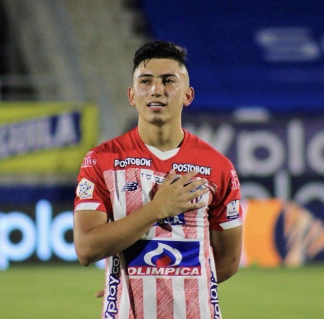 Fabián Ángel. El volante esta cerca de ser refuerzo leproso.