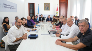 Paritarias: sin una oferta concreta, los docentes se fueron disconformes