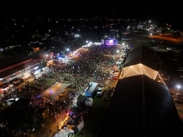 Tres noches a pura fiesta con cerveza artesanal y gastronomía regional en El Trébol