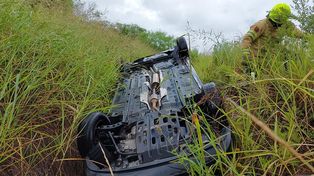 Espectacular vuelco en el Acceso Norte de Paraná