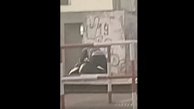 Un policía murió electrocutado en las vías tras una pelea con varias personas a la salida del boliche Pinar de Rocha