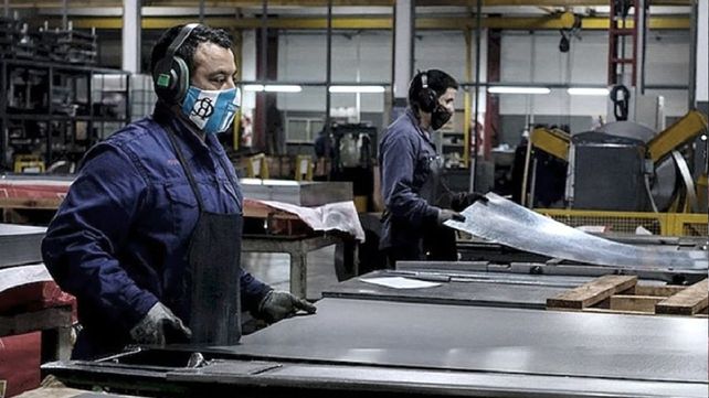 Durante abril la provincia incorporó 1.645 nuevas asalariadas y asalariados.