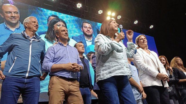 Clara García se impuso en los comicios en la categoría Diputados.