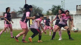 Arenas FC eliminó por penales a Academia Crack en el duelo paranaense de la Copa Túnel Subfluvial Femenina.