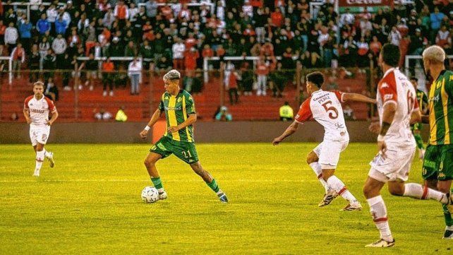 Aldosivi y Huracán igualaron 3 a 3 en el Tomás Ducó por la fecha 12 del Torneo Apertura.