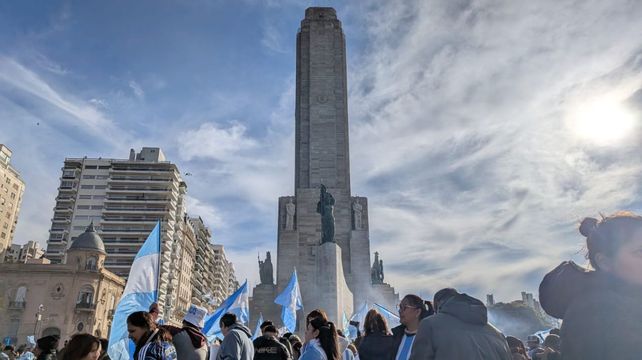 Los rosarinos ya están en el Monumento.&nbsp;