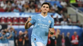 Julián Álvarez consiguió todos los títulos posibles en su corta carrera futbolística y es uno de los jugadores más elogidos en el mundo.