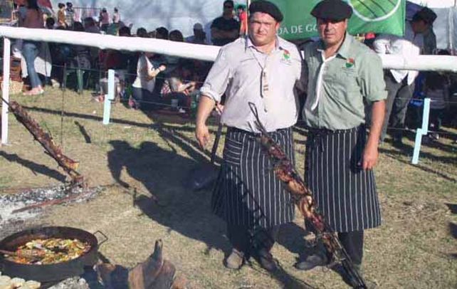 Convocatoria. Tuvieron que interrumpir la inscripción porque sino los desbordaba la cantidad de concursantes. En carpeta quedaron unos 60 mails con pedidos.