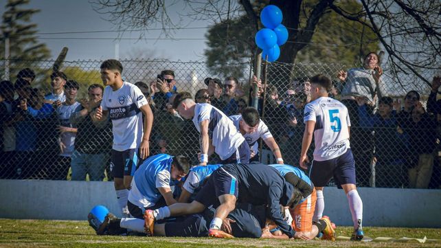 El equipo de la región que hizo historia y se consagró campeón de su liga después de más de  cuatro décadas