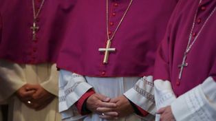 El uso de una app para citas homosexuales entre sacerdotes sacude al Vaticano