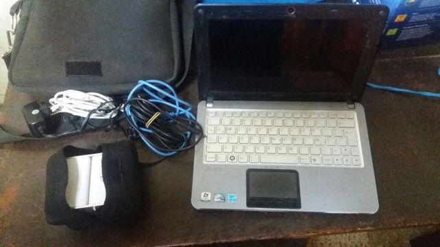 Notebook. El malhechor quedó filmado en el local gastronómico en el que produjo el robo.