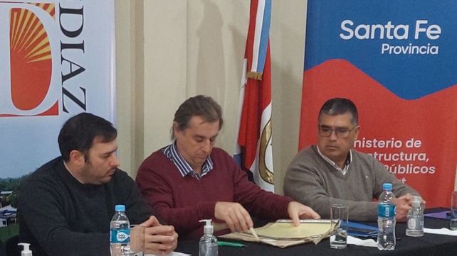El acto de apertura de ofertas fue presidido por el ministro de Desarrollo Social de la provincia
