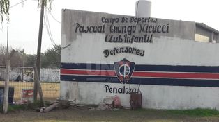 Robaron y provocaron graves destrozos en el Club Defensores de Peñaloza