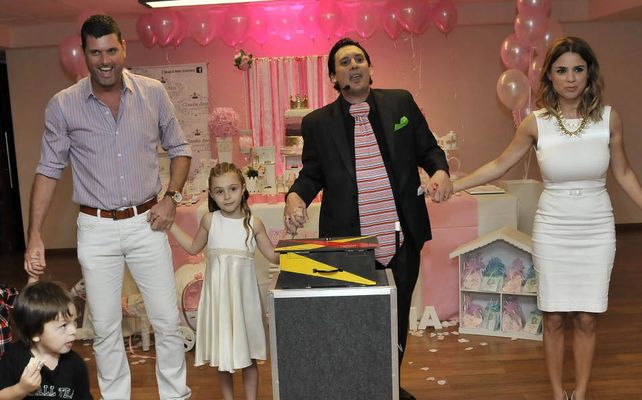 Las fotos del cumpleaños de Mía Virasoro, la hija de Marina Calabró