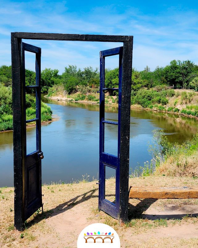 De puertas abiertas. La localidad crece en su población los fines de semana y en el verano llega al doble.