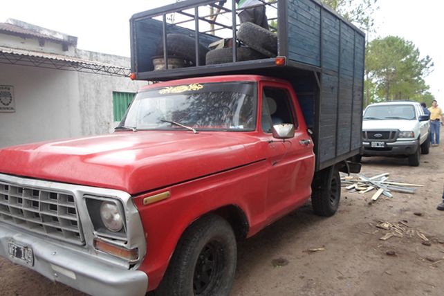 Incautan camioneta con más de 73 kilos de marihuana en General Obligado