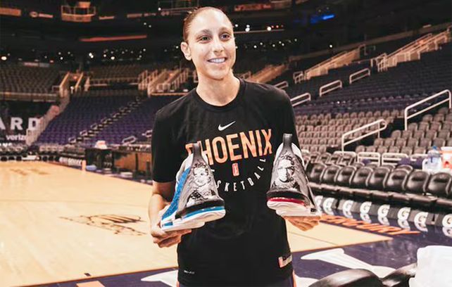 Diana Taurasi, de raíces rosarinas, eligió la cara de Eva Perón en una campaña que realizó su equipo de la WNBA, junto a Ruth Bader Ginsburg, 