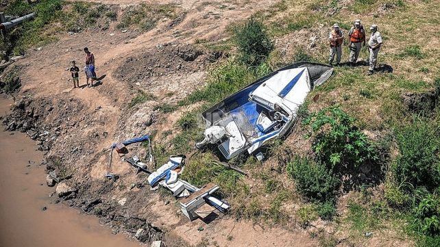 Accidente náutico en Paraná: desesperada búsqueda de una persona en el río