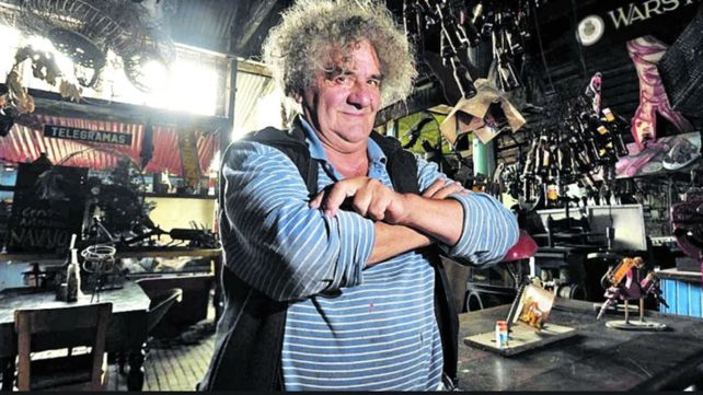 Murió el artista Carlos Regazzoni, conocido por sus obras hechas con restos de vagones