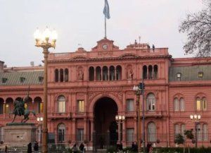 La Justicia suspendió el DNU que anulaba el asueto por el Día del Trabajador Estatal