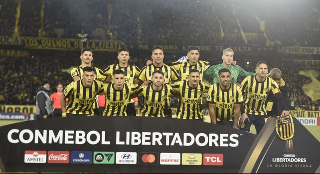 El equipo de Peñarol al que enfrentó Central en la Libertadores 2024. Silvera fue titular en ese encuentro.