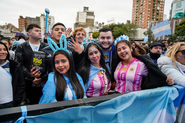Rosario explotó por la final del Mundial: una multitud copó el Fontanarrosa para ver Argentina-España