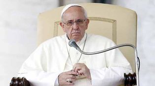 Enérgica condena del Papa al aborto y a la eutanasia delante de médicos