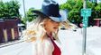 nicole kidman sorprendio con una portada en la que posa como una sensual cowgirl