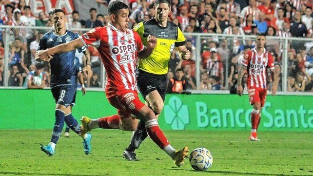 Unión quedó afuera de la zona de clasificación a la Copa Sudamericana.