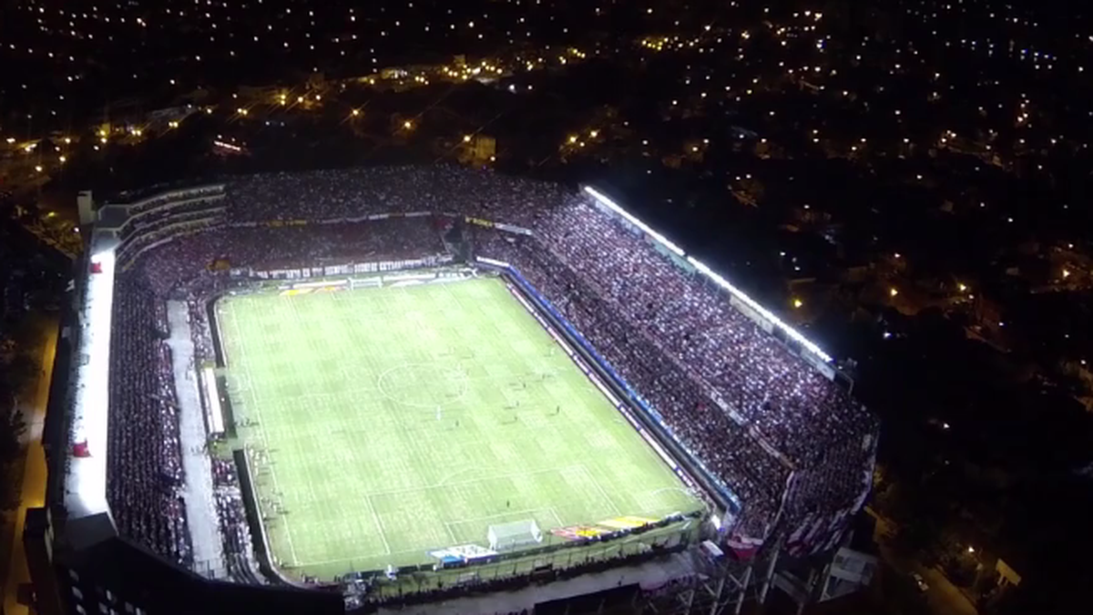 La cancha de Colón desde una perspectiva única