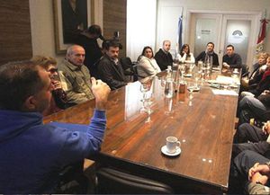 La nocturnidad de barrio Candioti se vuelve a plantear en el Concejo