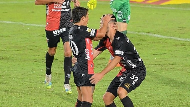 Colón con cinco goles a favor es el equipo más goleador de la Copa de la Liga junto a Gimnasia.