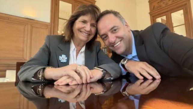 Otros tiempos. Patricia Bullrich se desmarcó de Manuel Adorni y pidió que entregue su declaración jurada de inmediato