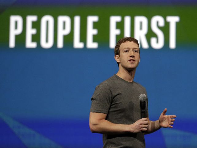Mark Zuckerberg hace todo lo posible a su alcance para luchar contra el ébola. Foto: AP.