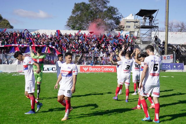 El plantel de Central Córdoba lucirá nueva indumentaria a partir de la temporada 2025.