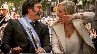 En la mano derecha de Karina Milei, el reloj que desató la polémica