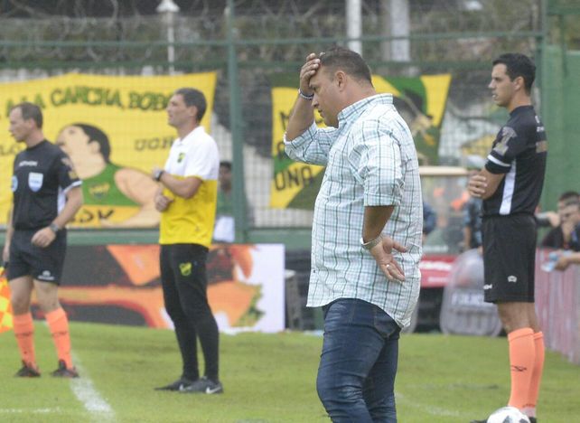 Leo Fernández dejó de ser el entrenador de Central