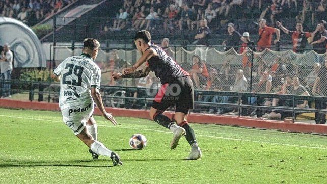 El minuto a minuto de Colón ante Sarmiento en Santa Fe