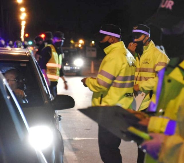 Son solo cinco los documentos obligatorios a la hora de viajar en auto&nbsp;