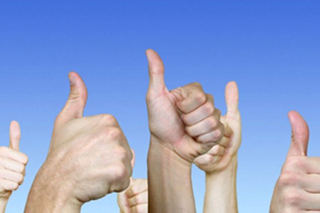 ¿Por qué levantamos el dedo pulgar para decir que algo nos gusta?